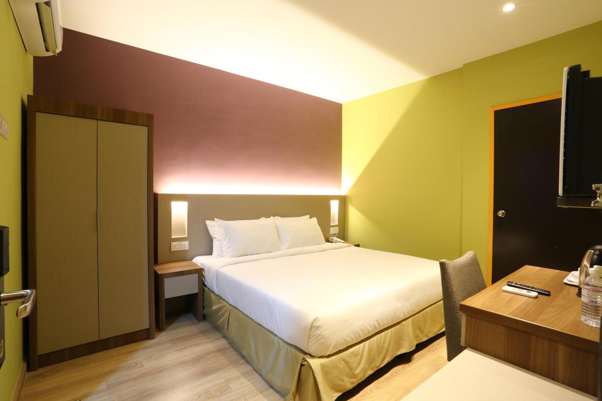 Yee Hotel Permas Jaya جوهر بهرو المظهر الخارجي الصورة